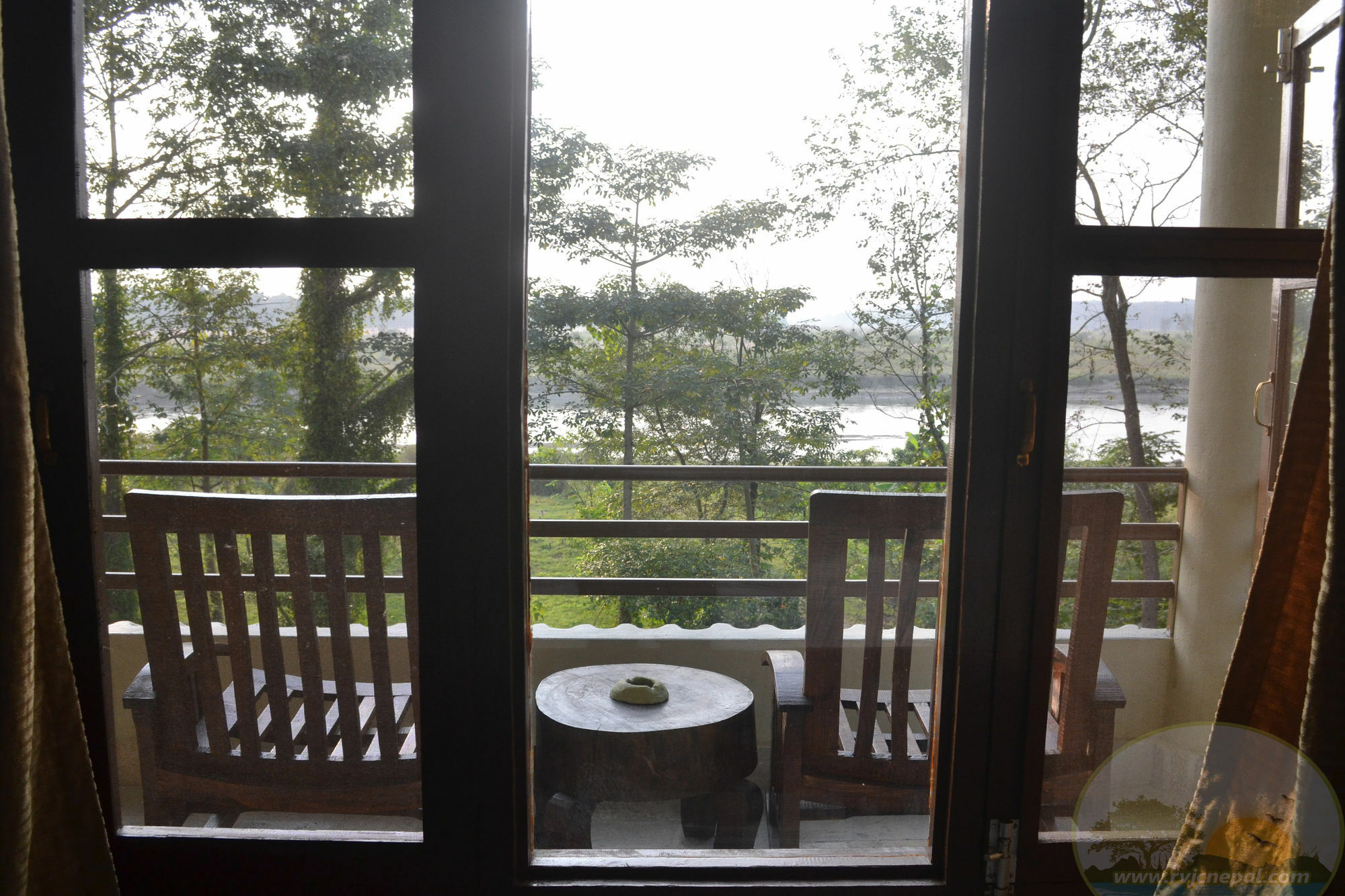River View Jungle Camp Саураха Экстерьер фото